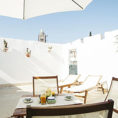 Palazzo Bianchi Domus Holidays Trani Eksteriør bilde