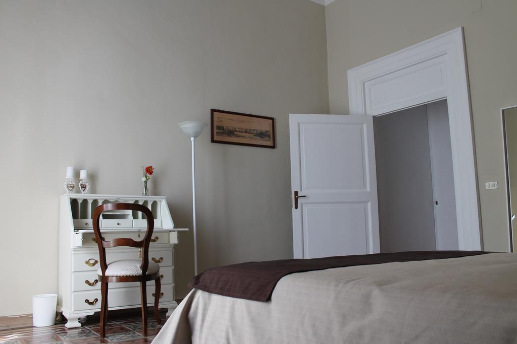 Palazzo Bianchi Domus Holidays Trani Eksteriør bilde