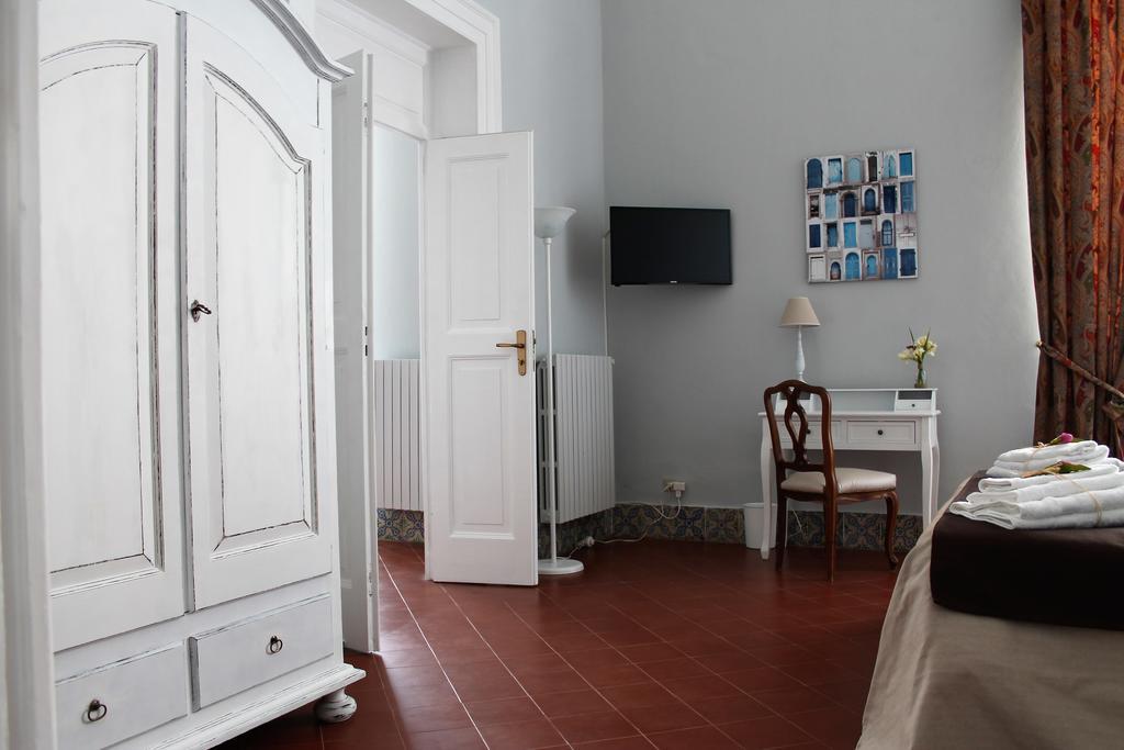 Palazzo Bianchi Domus Holidays Trani Eksteriør bilde