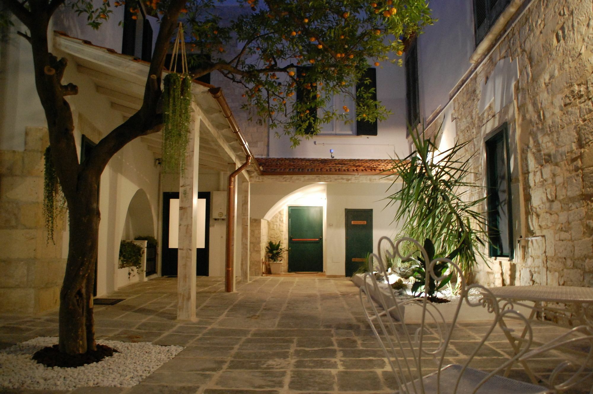 Palazzo Bianchi Domus Holidays Trani Eksteriør bilde